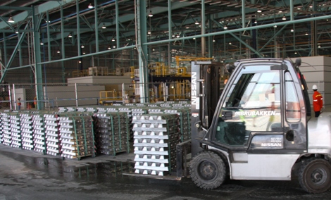 Qatalum exports its first aluminium on Qatar National Day