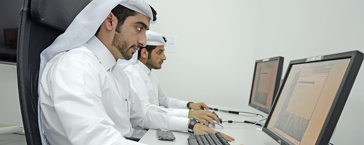 https://www.qatalum.com/arabic/Careers/Qatarisation/PublishingImages/Pages/Computerized%20English%20Language%20Testing/725%20-DSC7139%20copy.JPG